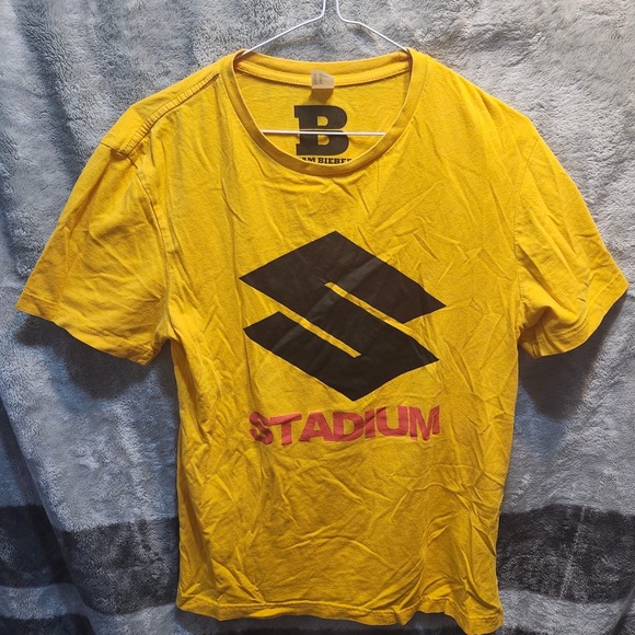 JUSTIN BIEBER STADIUM TOUR SHIRT - Picture 1 of 4